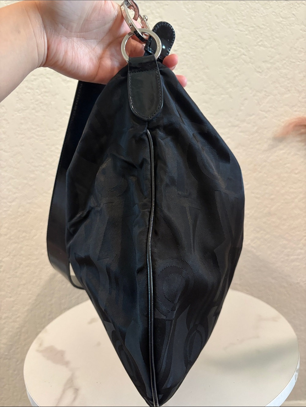 Salvatore Ferragamo Black Patterned Hobo Shoulder Bag - Picture 3 of 11